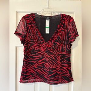 Rafaella Red and Black Animal Print V-Neck Top Size large NWT